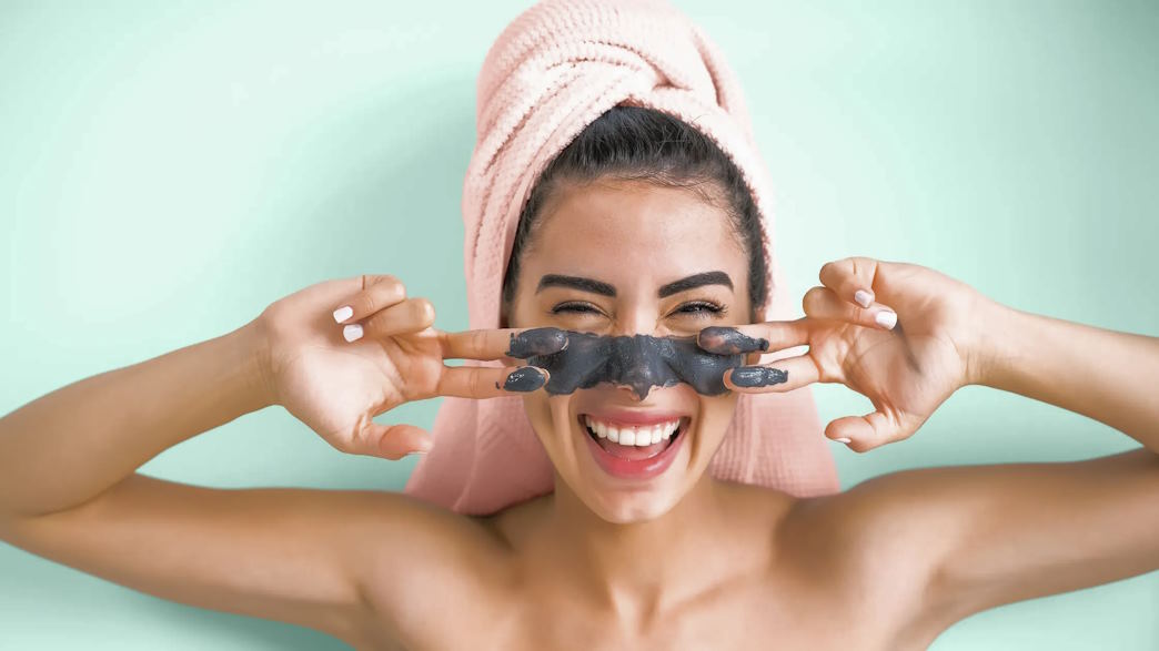 Detoxifying Your Beauty Routine: Cleansing Your Skin and Products